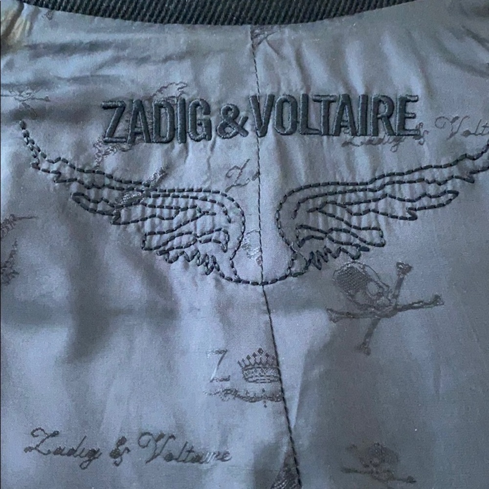 Coat - Picture 4 of 9